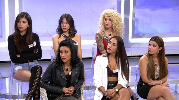 Cuatro clausuró «Las mañanas de Cuatro», su único programa de información política, para emitir en su lugar «Mujeres, hombres y viceversa»