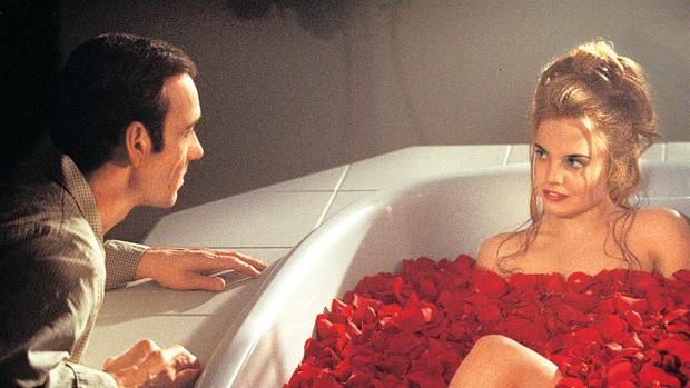 Kevin Spacey y Mena Suvari en American Beauty (1999)