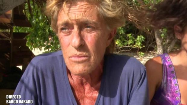Chelo García-Cortés, con Mahi de fondo, en «Supervivientes»