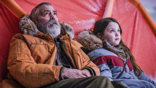 Crítica de «Cielo de medianoche»: George Clooney y el planeta de los simios