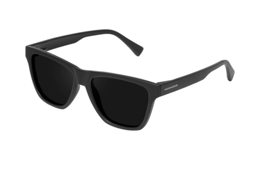 Cinco Estilos De Gafas De Sol Que Siempre Quedan Bien Botella vertiendo champán en copas de champán, sirviendo champán, comida, champán png. gafas de sol que siempre quedan bien