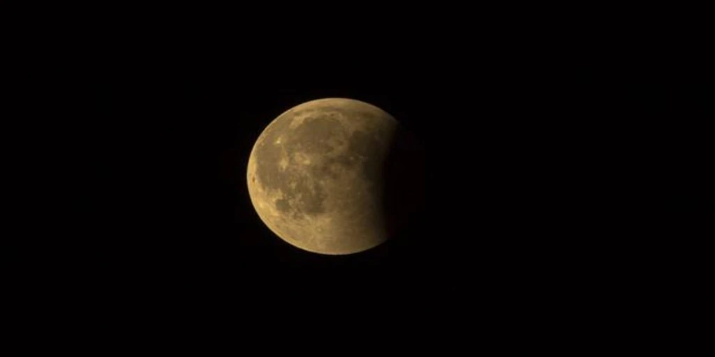 Luna Llena Mayo 2021 : Calendario Lunar De Mayo 2021 Fases Lunares