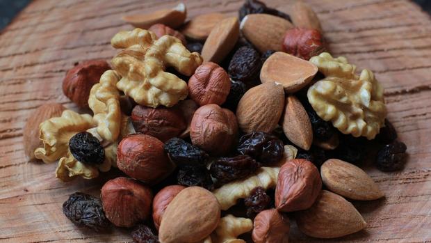 El primer estudio de intervención nutricional para estudiar el efecto del consumo regular de frutos secos en la función sexual