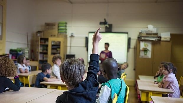 Alumnos en una escuela de París