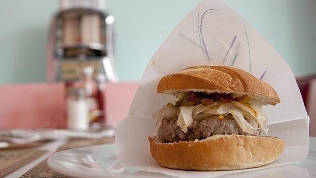 En 2014, cada español destinó de media 42,61 euros a la comida rápida