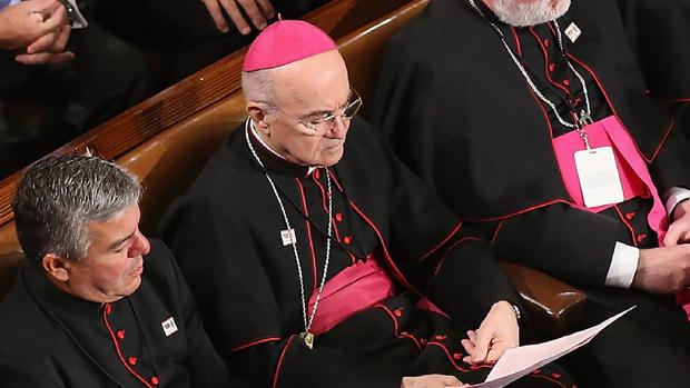 Imagen de Carlo María Viganò en el año 2015