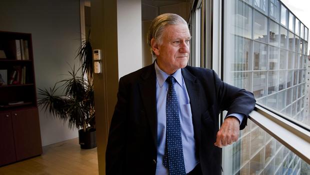 El cardiólogo Valentín Fuster, en su despacho del Centro Nacional de Investigaciones Cardiovasculares
