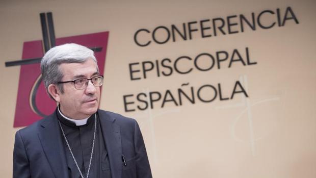 El portavoz de los obispos afirma que la homosexualidad «no se cura»