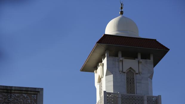 La mezquita de Madrid es uno de los lugares de culto que está exento de pagar el impuesto municipal, como la Iglesia