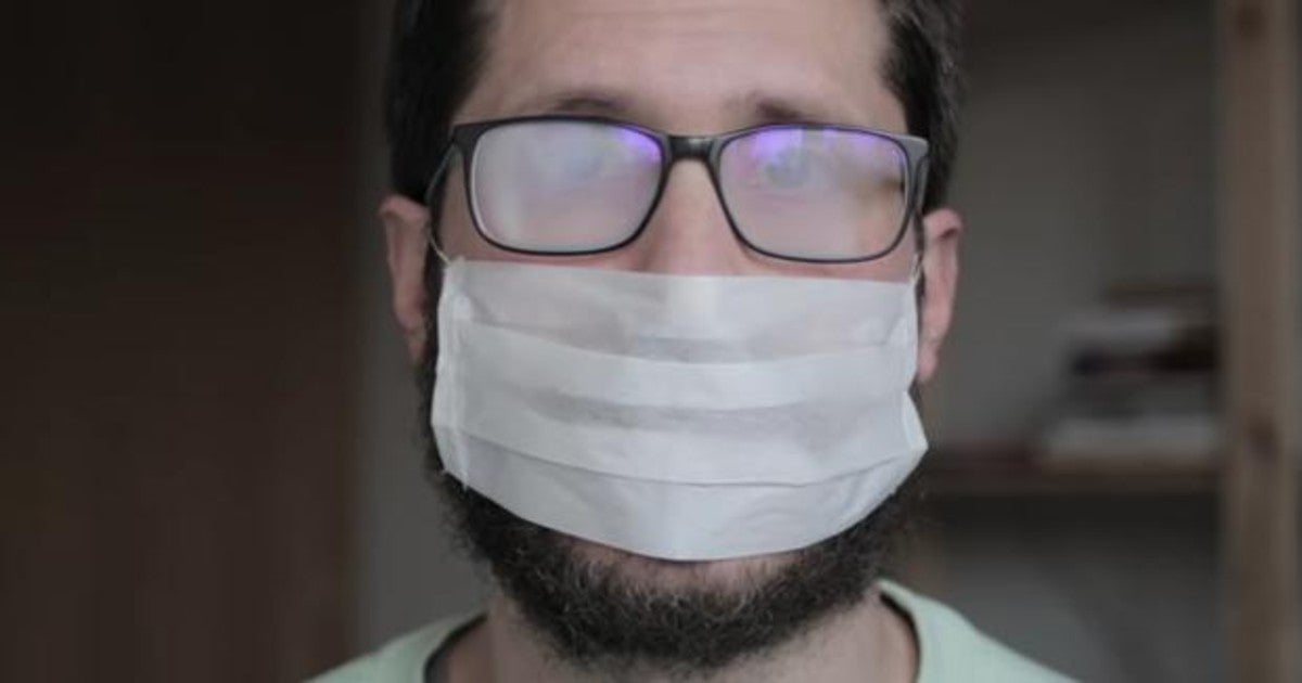 Coronavirus: ¿Cómo evitar que las gafas se empañen al llevar puesta la  mascarilla?