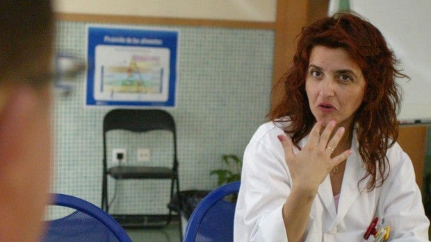 La palabra «gracias», una alternativa inclusiva y que respeta las distancias frente al choque de codos