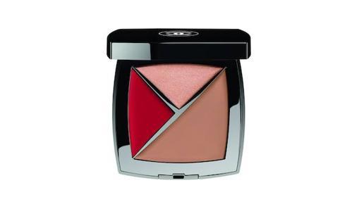 En dos tonos, la nueva paleta de Chanel trae tres productos distintos