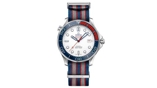 Modelo inspirado en los colores de la Royal Navy
