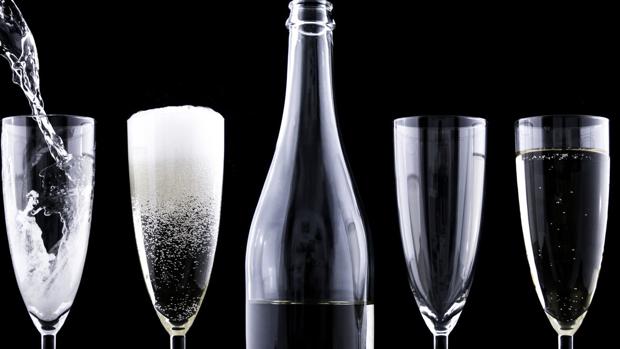 Para poder disfrutar del vino en verano hay que derribar algunos mitos