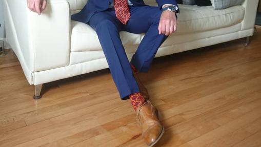 La corbata y los calcetines, accesorios clave