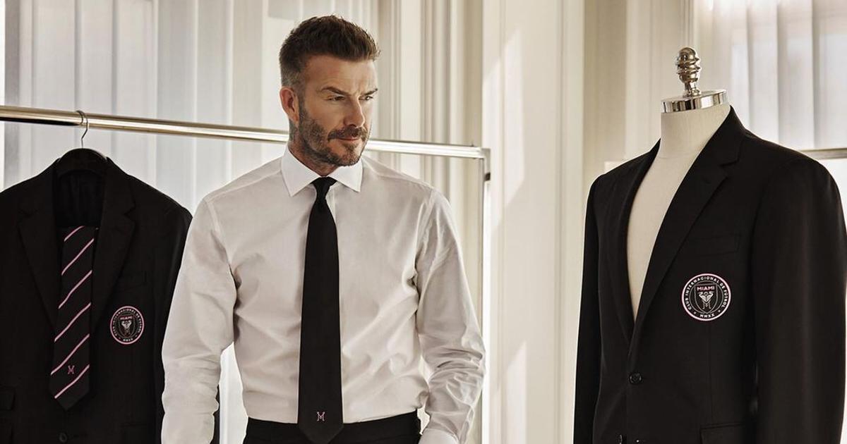 Cómo llevar un traje negro y ser el más elegante