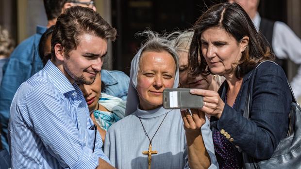 El «smartphone» es una pieza clave en el acceso a la Red