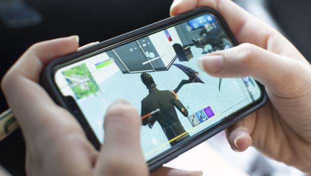 Fortnite no se podrá descargar en el iPhone, aunque su tecnología para crear juegos no se bloqueará