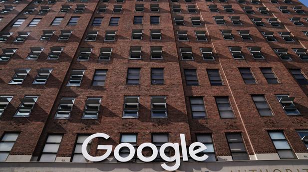 Google y sus otros frentes abiertos: pago a editores, recopilación de datos sin permiso y abuso con Android