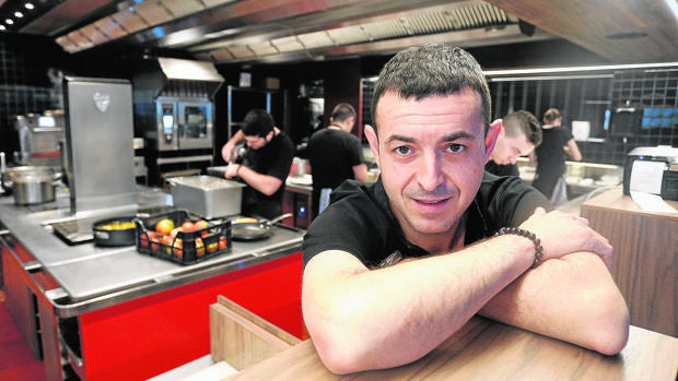 Ricard Camarena elabora una cocina de profundas raíces valencianas, de sabores nítidos