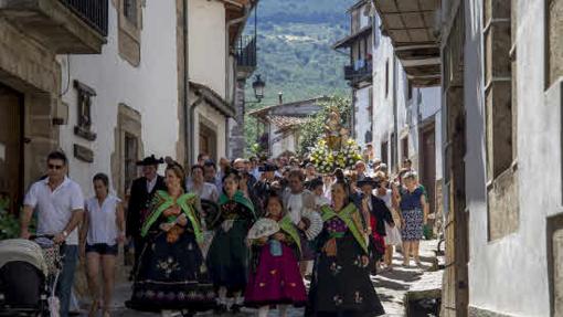 Festivities of Santa Ana in Candelario, Salamanca